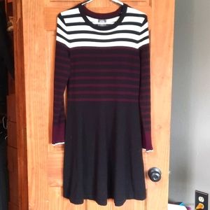 Vince Camuto knit dress size M